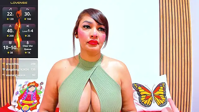 Snapshot of Charlize_aniston2 chatting on 11/15/25, 09:17 Charlize aniston2 online show from 11/15/25, 09:17