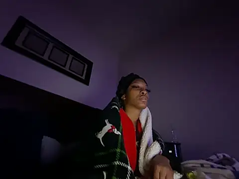 Snapshot of Brooke012 chatting on 02/25/26, 10:03 Brooke012 online show from 02/25/26, 10:03