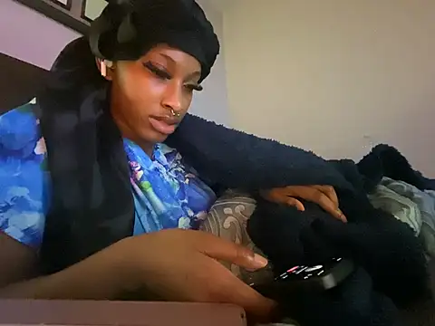 Snapshot of Brooke012 chatting on 06/12/26, 03:27 Brooke012 online show from 06/12/26, 03:27