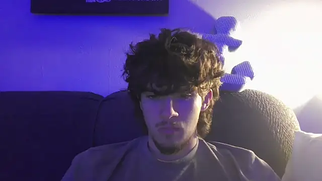 Snapshot of conradical18 chatting on 10/14/25, 02:34 conradical18 online show from 10/14/25, 02:34