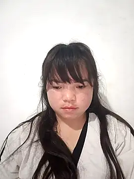 Snapshot of AnHa19 chatting on 04/02/26, 10:07 AnHa19 online show from 04/02/26, 10:07