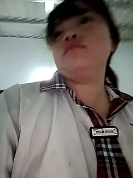 Snapshot of AnHa19 chatting on 04/16/26, 10:23 AnHa19 online show from 04/16/26, 10:23