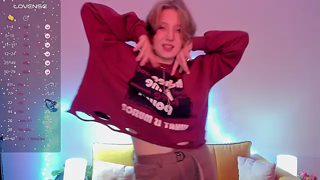 Hailey Foxy online show from 10/08/25, 08:56