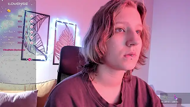 Hailey Foxy online show from 11/03/25, 08:37