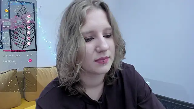 Snapshot of Hailey_Foxy chatting on 02/06/26, 12:08 Hailey Foxy online show from 02/06/26, 12:08