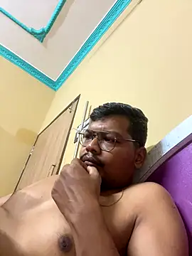 Snapshot of kunwarahuji chatting on 09/22/25, 12:01 kunwarahuji online show from 09/22/25, 12:01