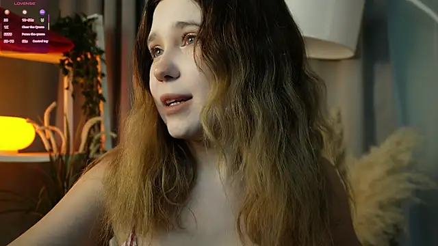 Lina Glow online show from 12/03/25, 06:43