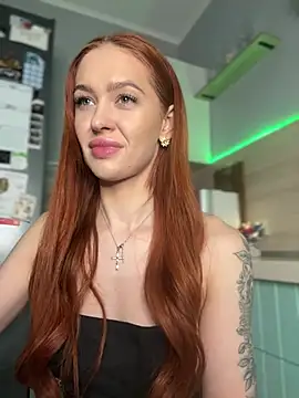 Snapshot of LittleFox___ chatting on 01/14/26, 07:14 LittleFox online show from 01/14/26, 07:14