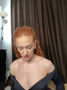 Snapshot of LittleFox___ chatting on 03/13/26, 07:15 LittleFox online show from 03/13/26, 07:15