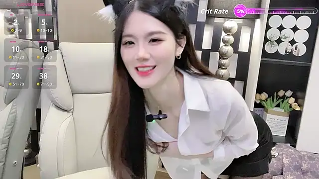 Yueyue-MM online show from 12/18/25, 02:06