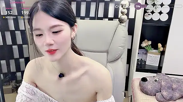 Snapshot of Yueyue-MM chatting on 05/15/26, 01:23 Yueyue-MM online show from 05/15/26, 01:23