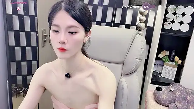 Snapshot of Yueyue-MM chatting on 05/19/26, 02:01 Yueyue-MM online show from 05/19/26, 02:01