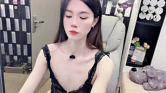 Snapshot of Yueyue-MM chatting on 05/30/26, 02:36 Yueyue-MM online show from 05/30/26, 02:36