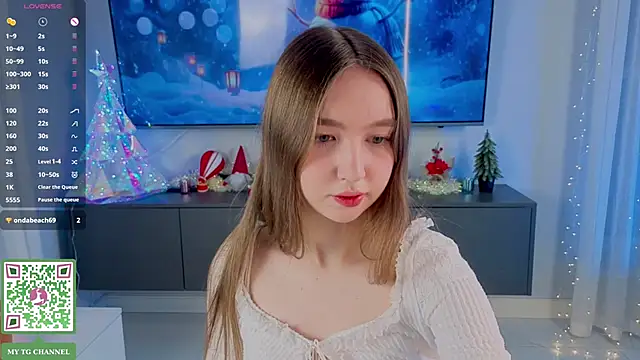 Snapshot of ElfredaTupy chatting on 02/05/26, 07:29 ElfredaTupy online show from 02/05/26, 07:29