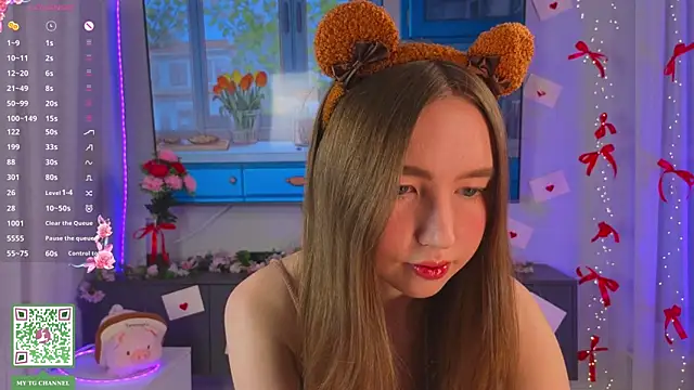 Snapshot of ElfredaTupy chatting on 02/28/26, 10:00 ElfredaTupy online show from 02/28/26, 10:00