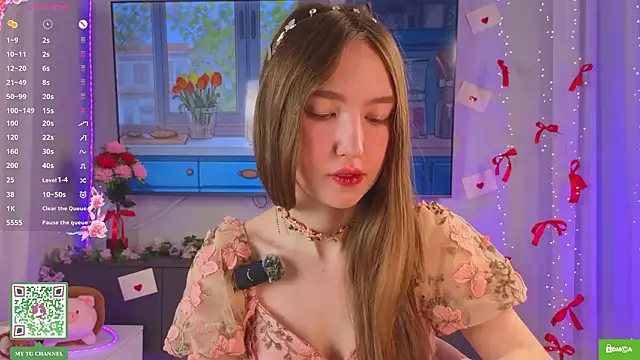 Snapshot of ElfredaTupy chatting on 03/17/26, 08:34 ElfredaTupy online show from 03/17/26, 08:34