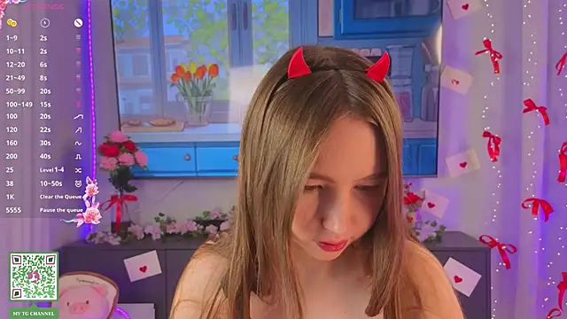 Snapshot of ElfredaTupy chatting on 03/21/26, 06:55 ElfredaTupy online show from 03/21/26, 06:55