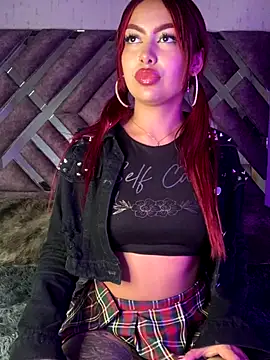 Laila Pink online show from 11/21/25, 07:23