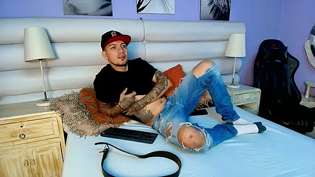 Snapshot of Dante_Flamee chatting on 02/09/26, 01:26 Dante Flamee online show from 02/09/26, 01:26