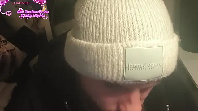 JuliCarl online show from 02/11/26, 01:54