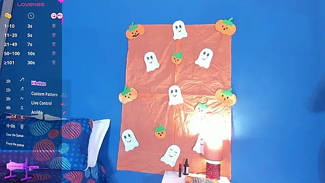 Grettel w online show from 10/28/25, 07:49