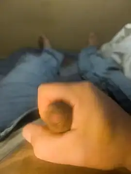 Normalludo0202 online show from 10/19/25, 03:45