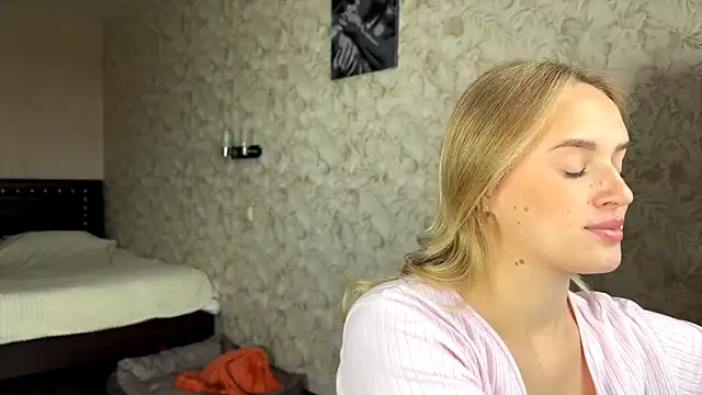 ElisabetLorney online show from 09/20/25, 07:09