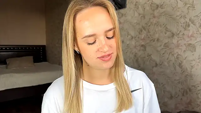 ElisabetLorney online show from 09/23/25, 07:55