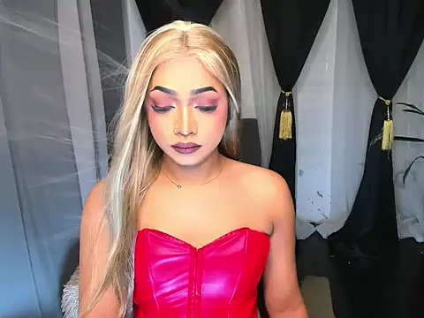 Snapshot of WenceSmith chatting on 10/07/25, 12:02 WenceSmith online show from 10/07/25, 12:02