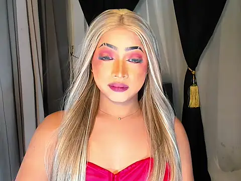 Snapshot of WenceSmith chatting on 10/14/25, 01:45 WenceSmith online show from 10/14/25, 01:45