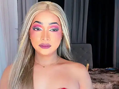 Snapshot of WenceSmith chatting on 10/15/25, 10:26 WenceSmith online show from 10/15/25, 10:26