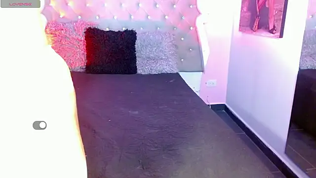 Honey Moontsts online show from 02/23/26, 12:24