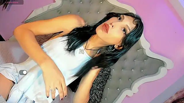 Honey Moontsts online show from 05/13/26, 11:51