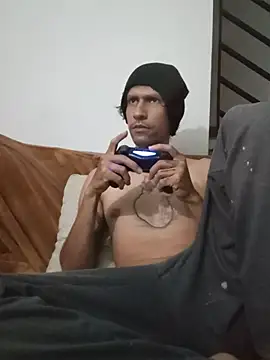 Alejandro92 cali online show from 06/04/26, 02:50
