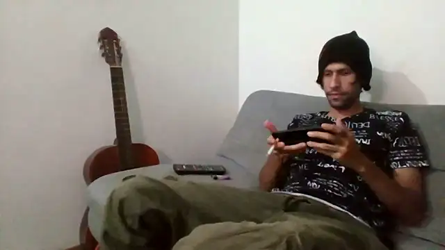 Alejandro92 cali online show from 06/08/26, 12:58