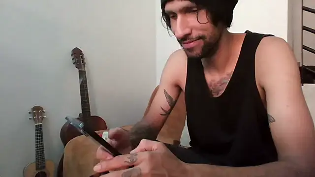 Alejandro92 cali online show from 06/18/26, 04:00