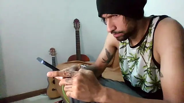 Alejandro92 cali online show from 06/24/26, 05:50