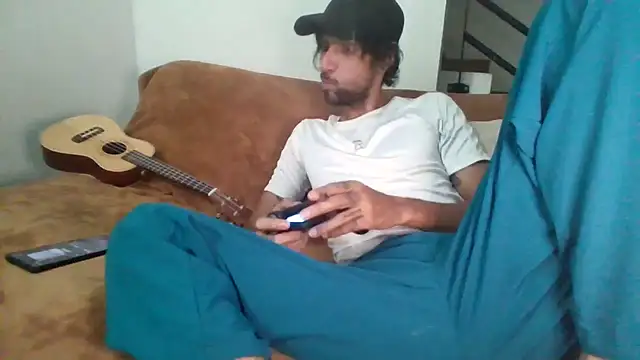 Alejandro92 cali online show from 06/25/26, 10:47