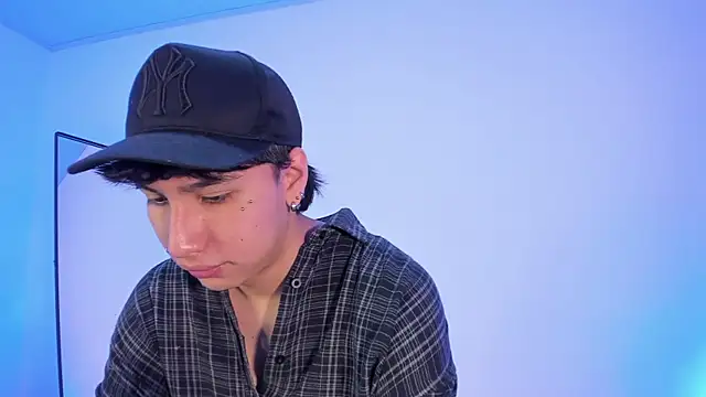 Snapshot of AngelFlexxx chatting on 09/10/25, 07:58 AngelFlexxx online show from 09/10/25, 07:58