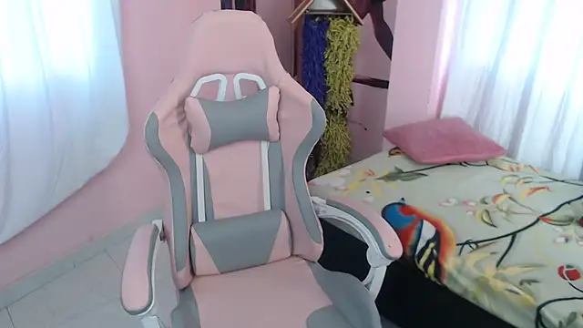 Zulema R1 online show from 02/01/26, 12:59