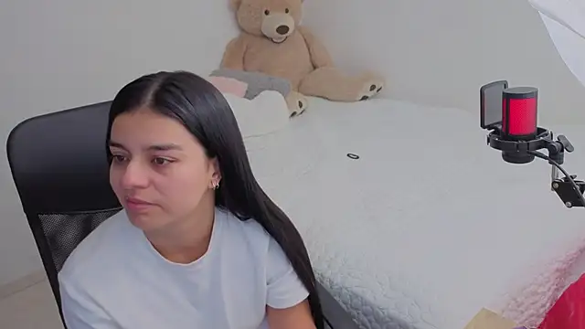 valerihouse online show from 02/07/26, 01:09