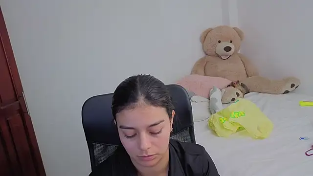 valerihouse online show from 02/25/26, 12:42