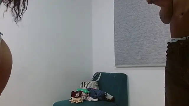 Snapshot of couples-hard-profond chatting on 09/24/25, 01:36 couples-hard-profond online show from 09/24/25, 01:36