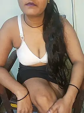 Minu love online show from 09/19/25, 11:55