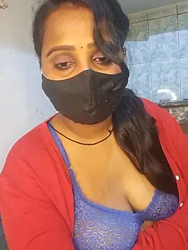 Minu love online show from 02/25/26, 09:02