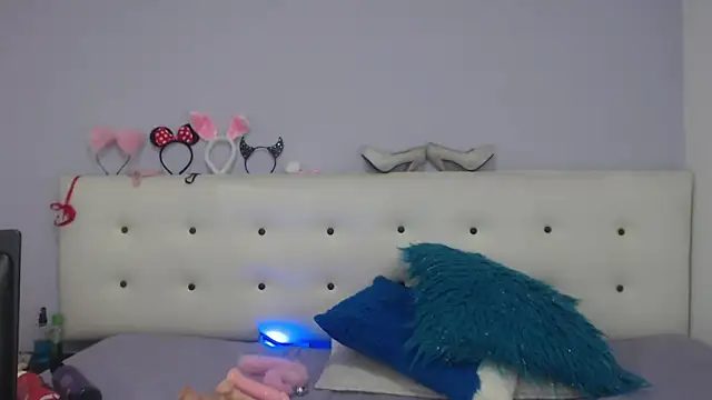 Kate Gale online show from 11/16/25, 12:33