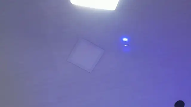 antonellariva  online show from 10/18/25, 09:32