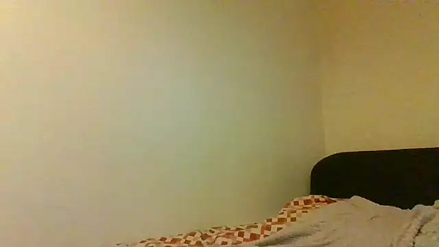 Snapshot of goldenman59 chatting on 10/10/25, 04:06 goldenman59 online show from 10/10/25, 04:06