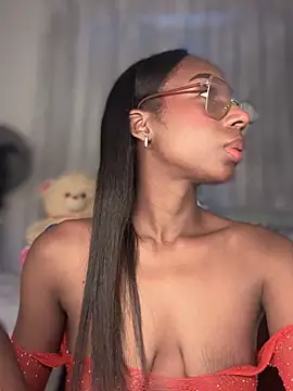 AmyRoss 1 online show from 10/20/25, 06:41