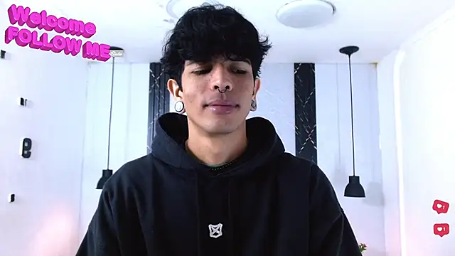 Franvill Trato online show from 12/02/25, 07:09